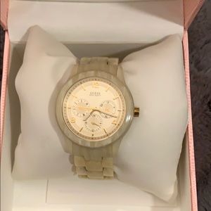 Women’s guess watch